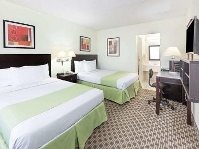 Days Inn By Wyndham Dallas Irving Esterno foto