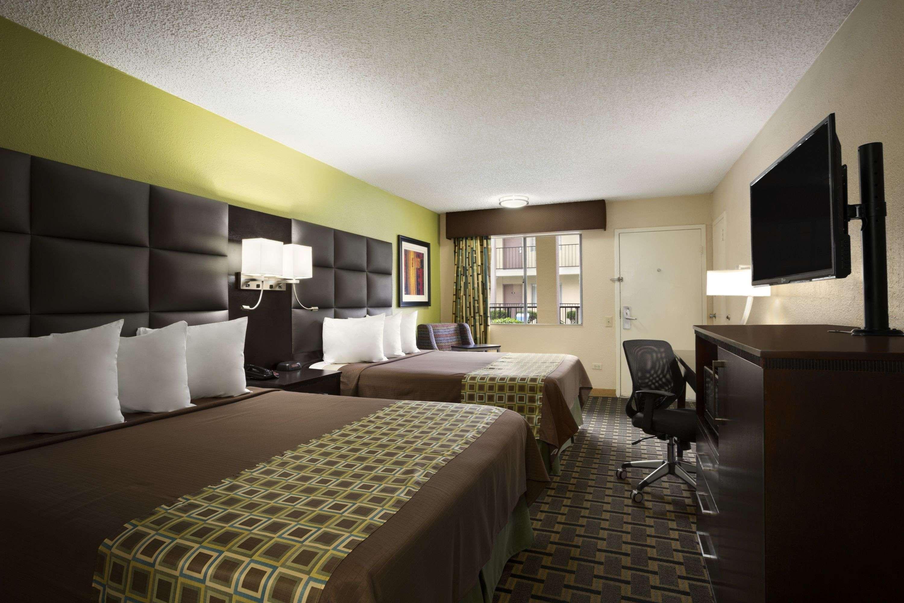 Days Inn By Wyndham Dallas Irving Esterno foto